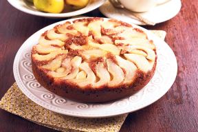 stockphotoupsidedownpeargingercakeservedonplate743449732.jpg