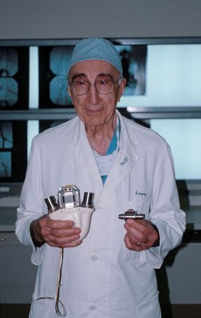 800pxmichael-debakey.jpg