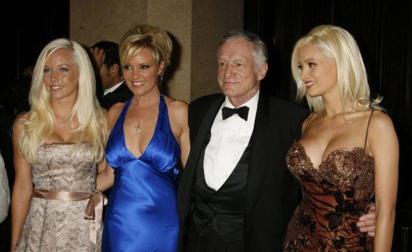 hju-hefner-i-kendra-vilkinson.jpg