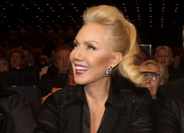 lepa-brena.jpg